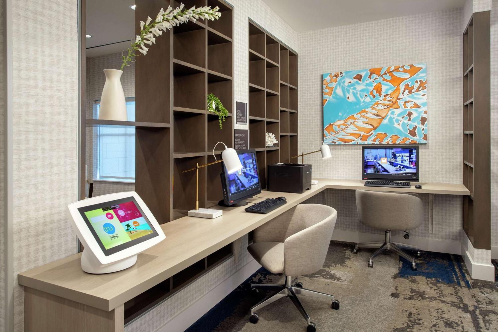 Tru By Hilton Denver Airport Tower Road Экстерьер фото