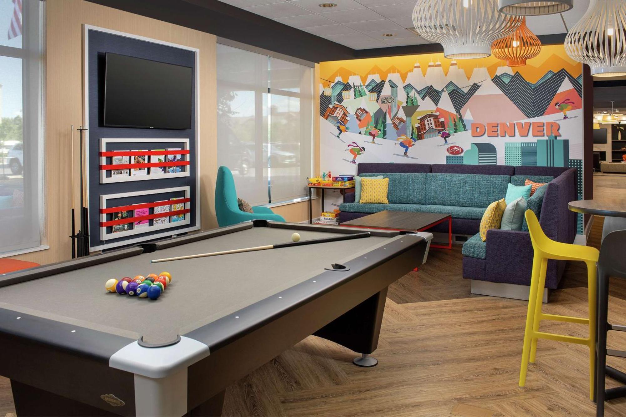 Tru By Hilton Denver Airport Tower Road Экстерьер фото