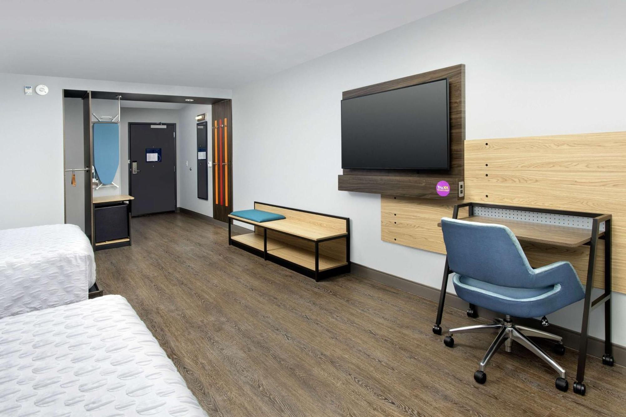 Tru By Hilton Denver Airport Tower Road Экстерьер фото