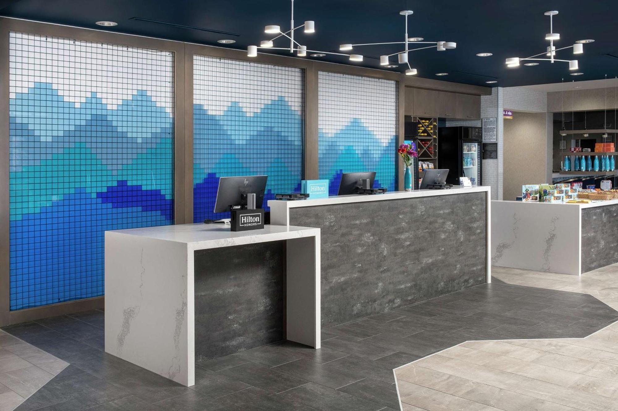 Tru By Hilton Denver Airport Tower Road Экстерьер фото
